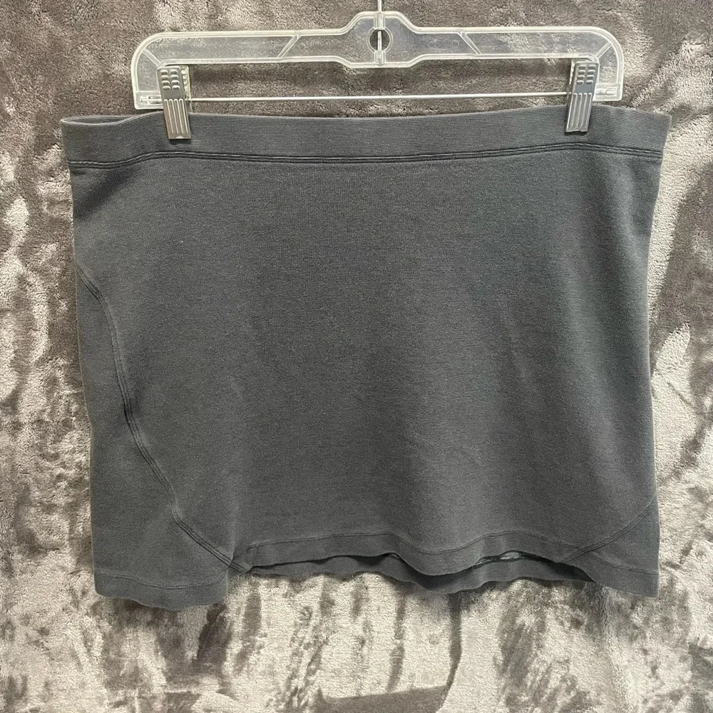 Horny Toad gray mini skirt stretch knit tencel blend women’s large